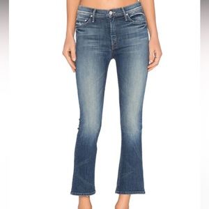 MOTHER Insider Crop in Double Trouble 😍